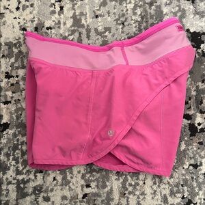 Lululemon shorts Size 4